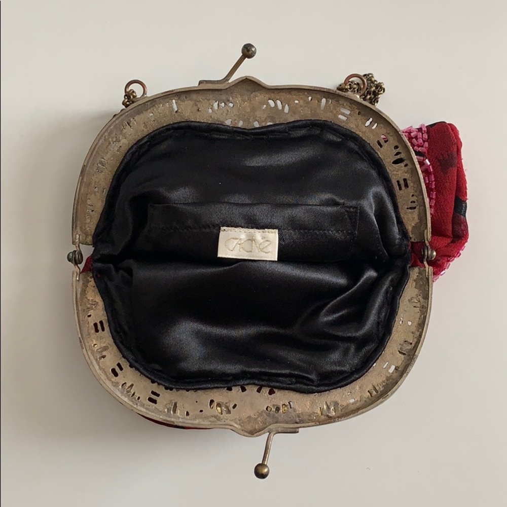 Cache evening sequence purse - Picture 2 of 2